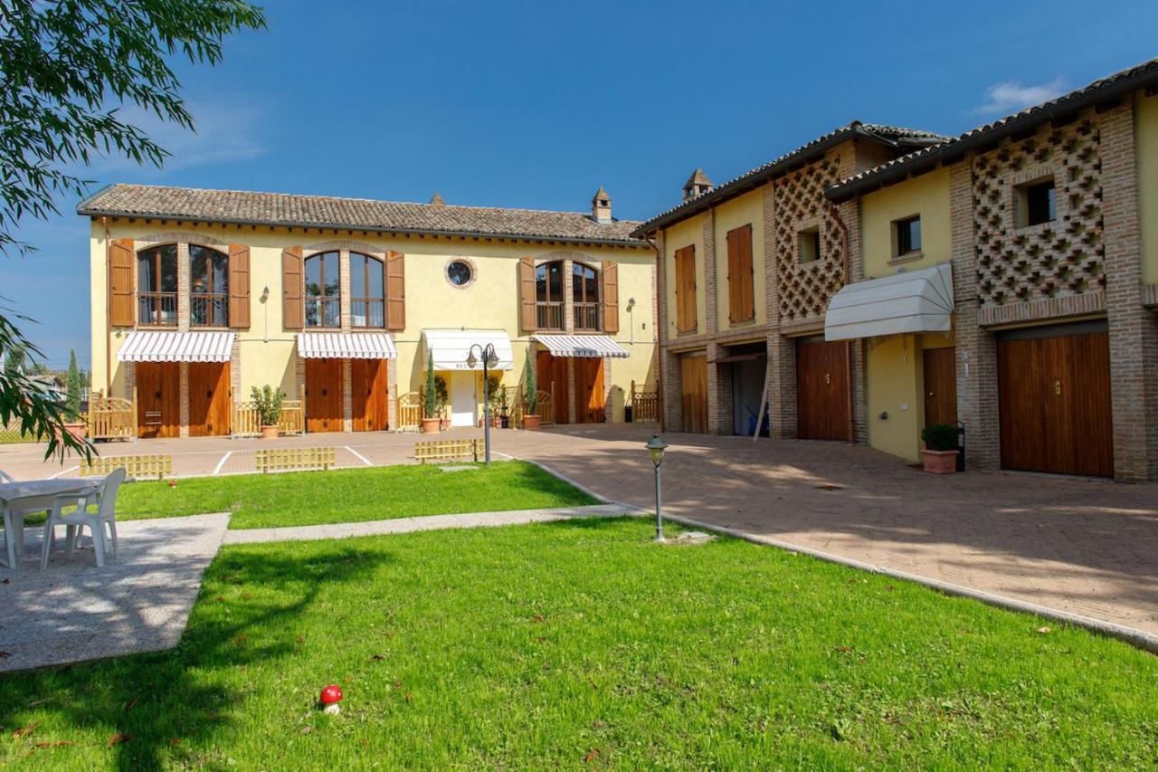 La Corte Del Mulino Fontanellato Bagian luar foto